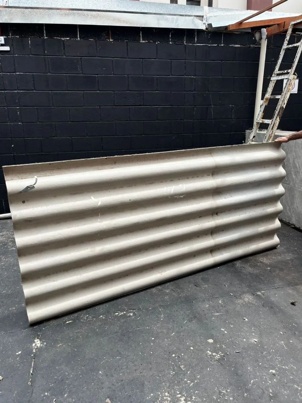 Vendo telhas.64962672440834121