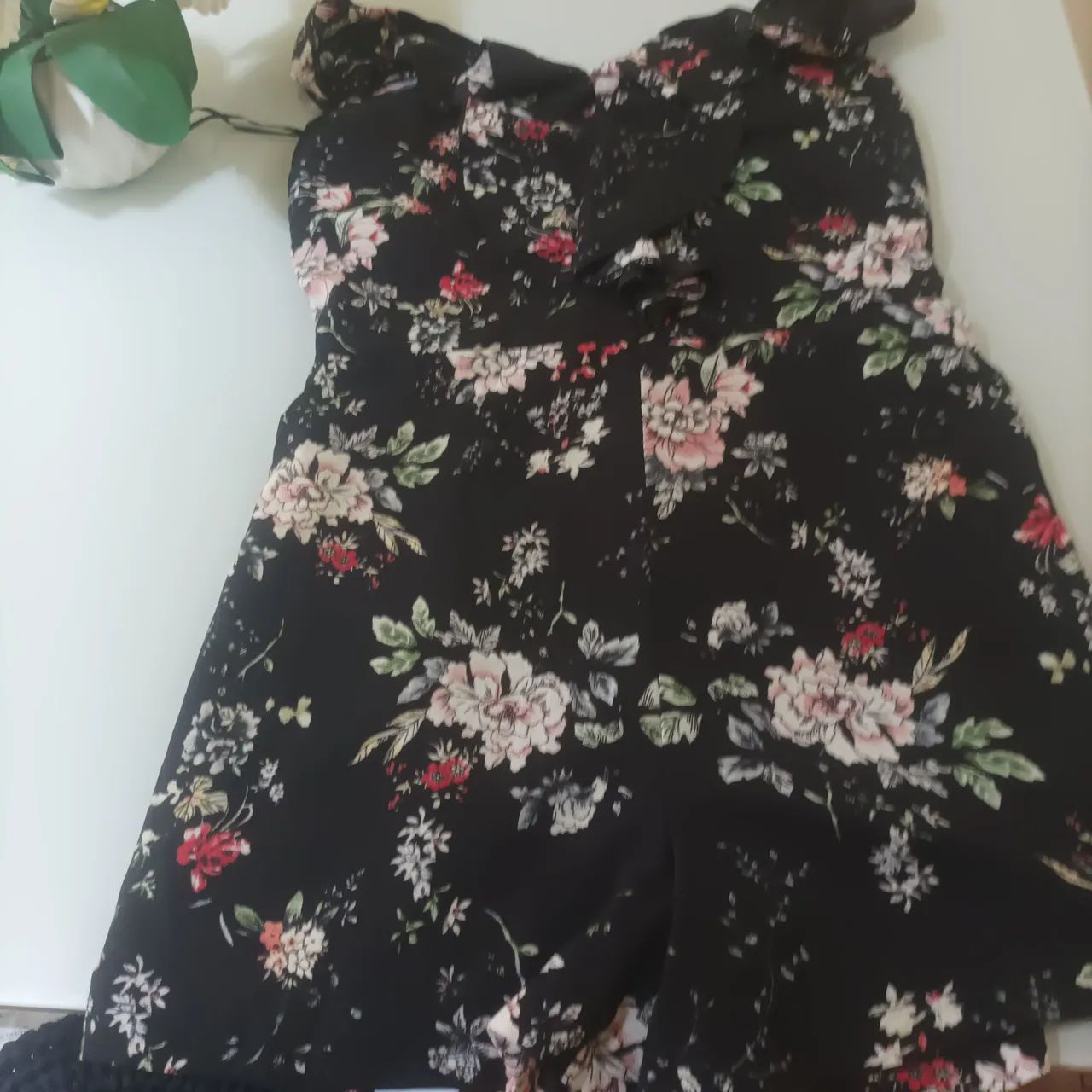 Macacão Floral Preto 