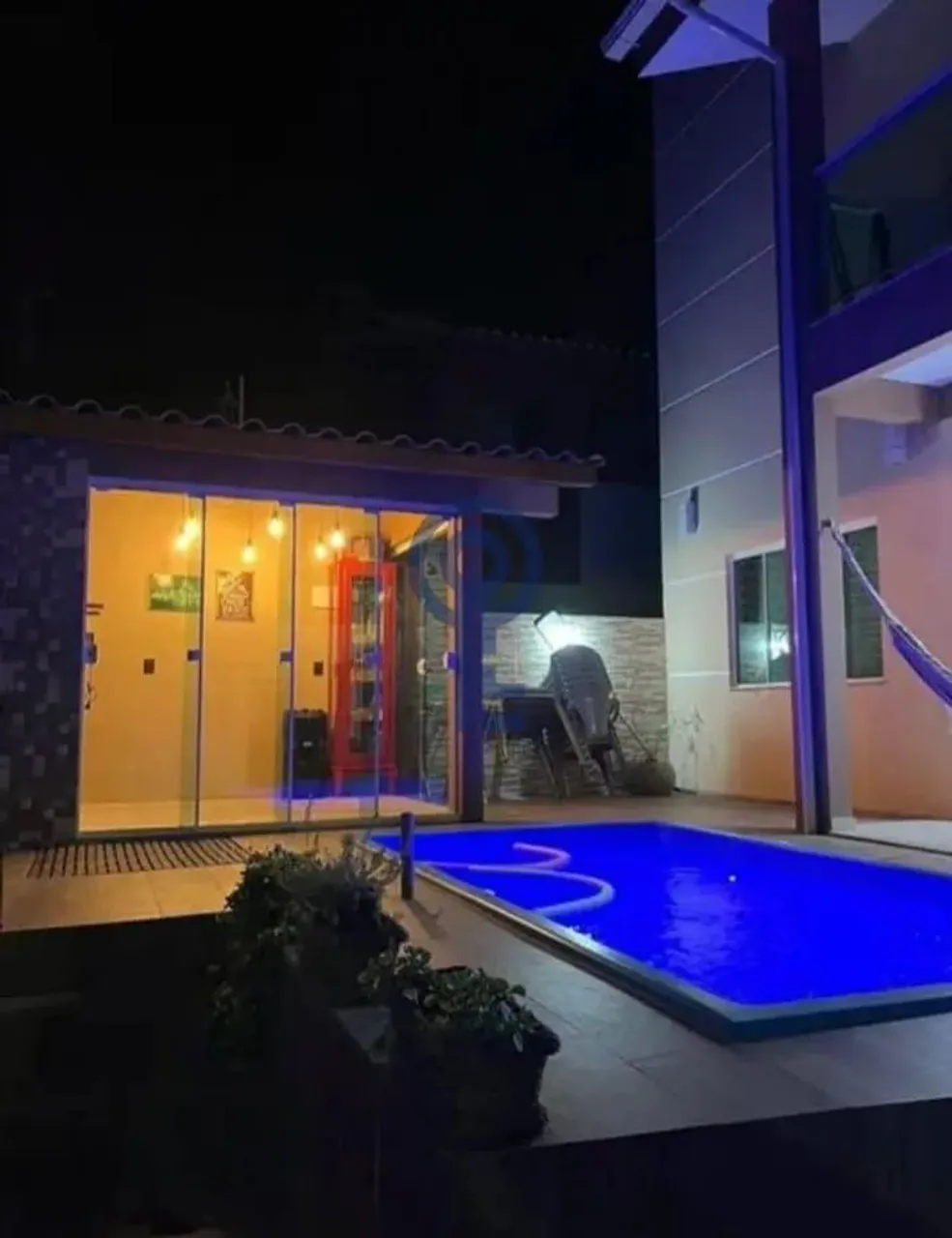 Casa com 03 quartos no bairro Barra da Lagoa Florianópolis
