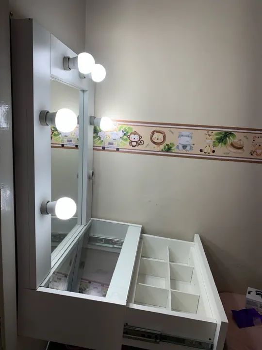 Penteadeira com Espelho Iluminado e Gavetas - Foto 5
