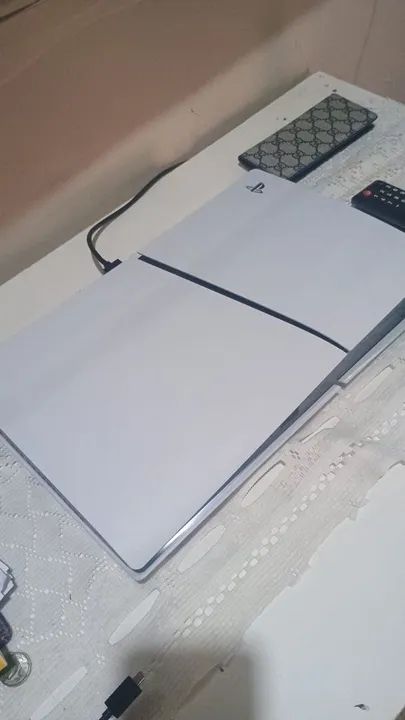 Playstation 4 Slim 1TB - Console de última geração