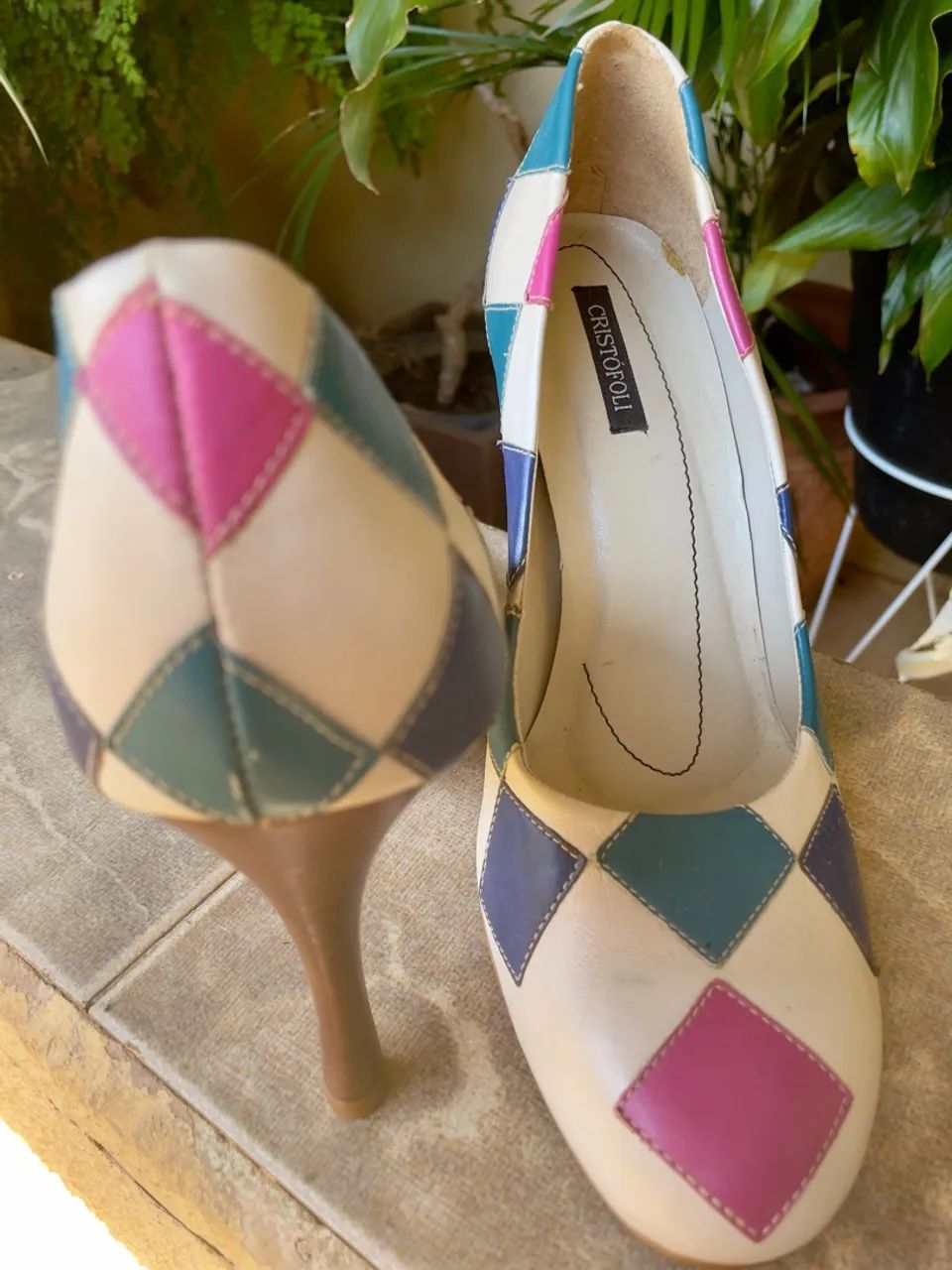 Sapatos de Salto Coloridos - Estilo Único - Foto 3