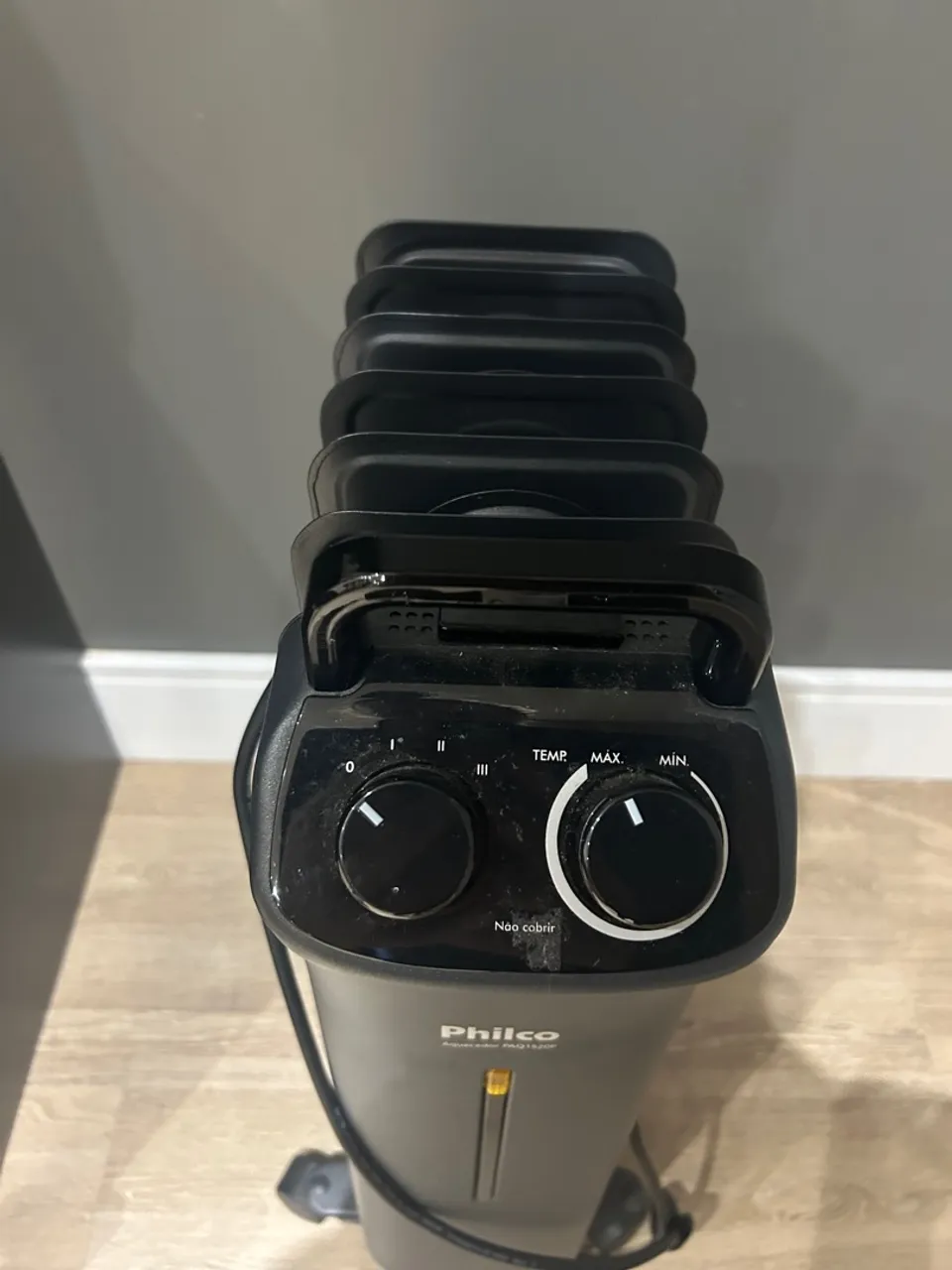 Aquecedor Elétrico Philco 1500W - Ótimo estado!