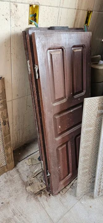 Porta de madeira em ótimo estado - Foto 5