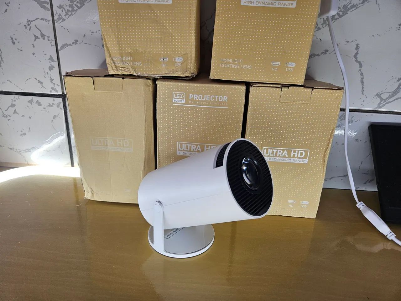 SEM ANDROID  Projetor LED Ultra HD  - Foto 4