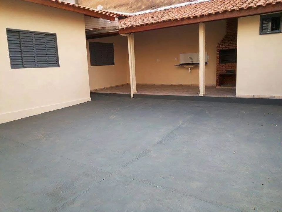 Aluga-se Quartos Mobiliados para Rapazes (incluso água, energia e internet)