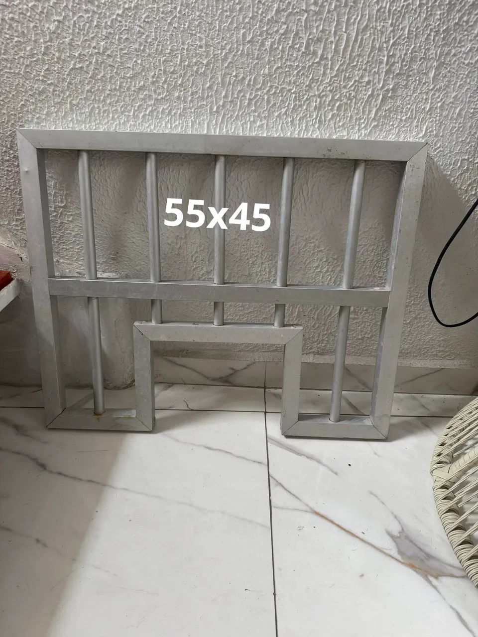 Grade aluminio