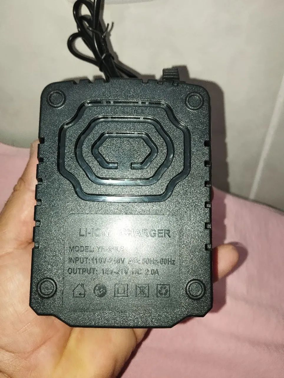 Carregador de Bateria para Ferramentas Elétricas Makita e compatíveis  - Foto 4