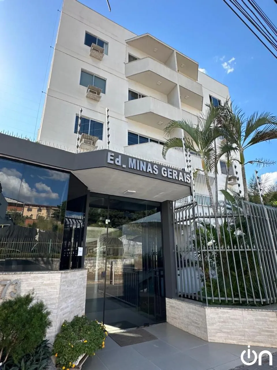APARTAMENTO MOBILIADO A VENDA NO BAÚ REF: 529