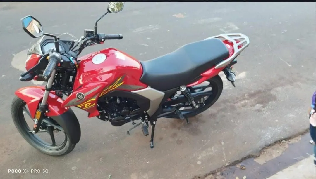 Moto para trabalho - DK 150 / Factor com seguro, sem limite de KM - R$280 por semana