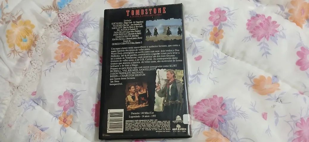 Filme Em Vhs Tombstone De 1993 - Foto 3