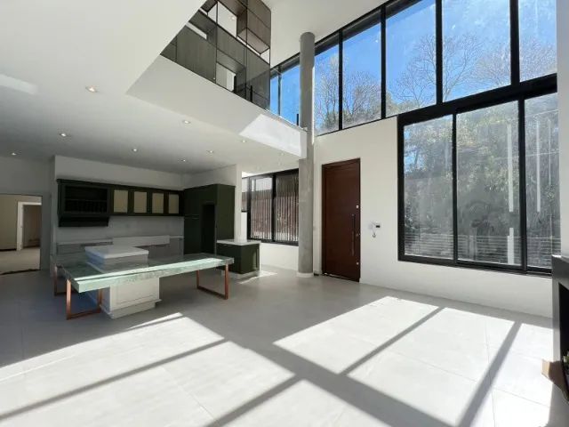 Casa nova com 04 quartos, sendo 03 suítes - Foto 3