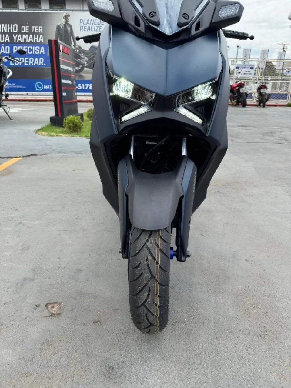 YAMAHA XMAX 300 CONNECTED 26/26  - Foto 9