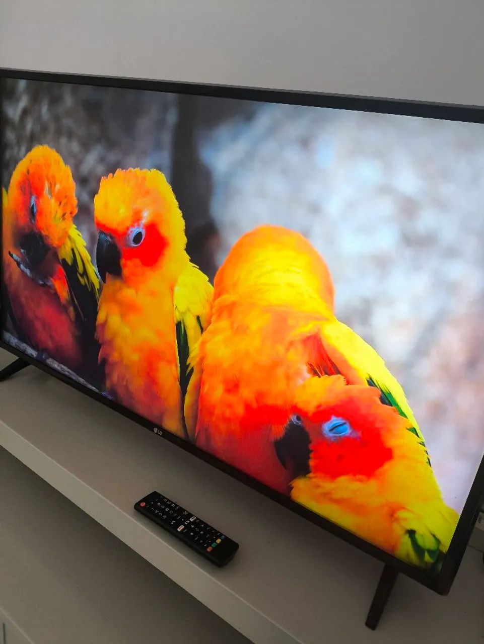 Smart TV LG 4K UHD 43 Polegadas com Garantia <br><br>1250R$ - Foto 2