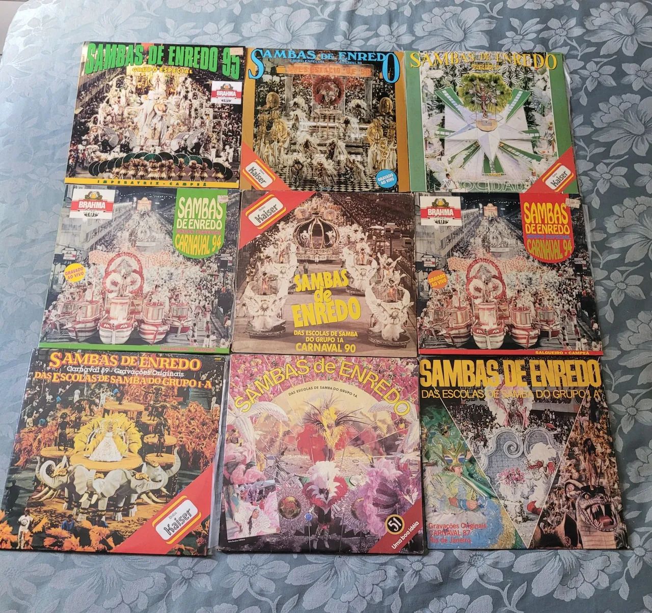 Lote 15 discos de vinil samba de enredo