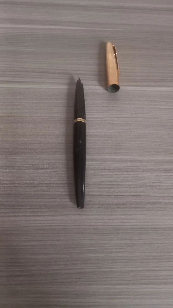 Caneta PARKER Tampa dourada - Foto 4