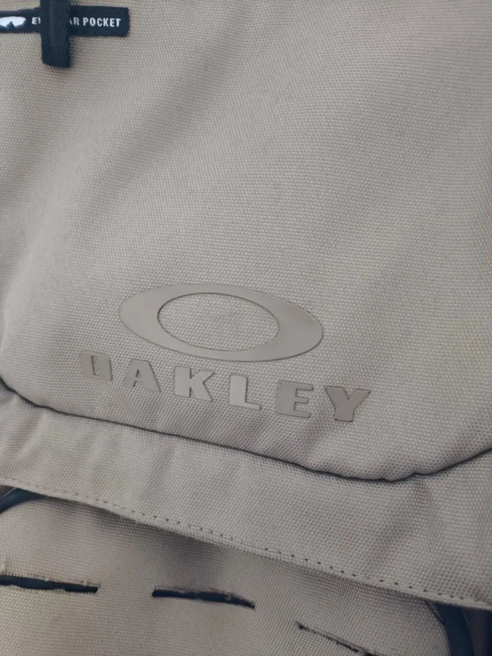 Mochila Oakley - Design moderno e resistente! - Foto 5