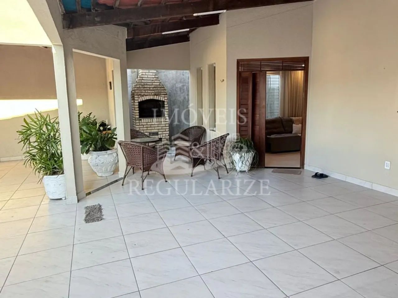 Casa em Rua Píblica 3/4 (1 Suíte) com GARAGEM para 6 Carros em Nova Parnamirim - Parnamiri - Foto 3