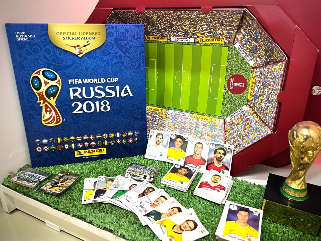 Álbum Copa 2018 Capa Dura COMPLETO (682/682) + Figurinhas Extras