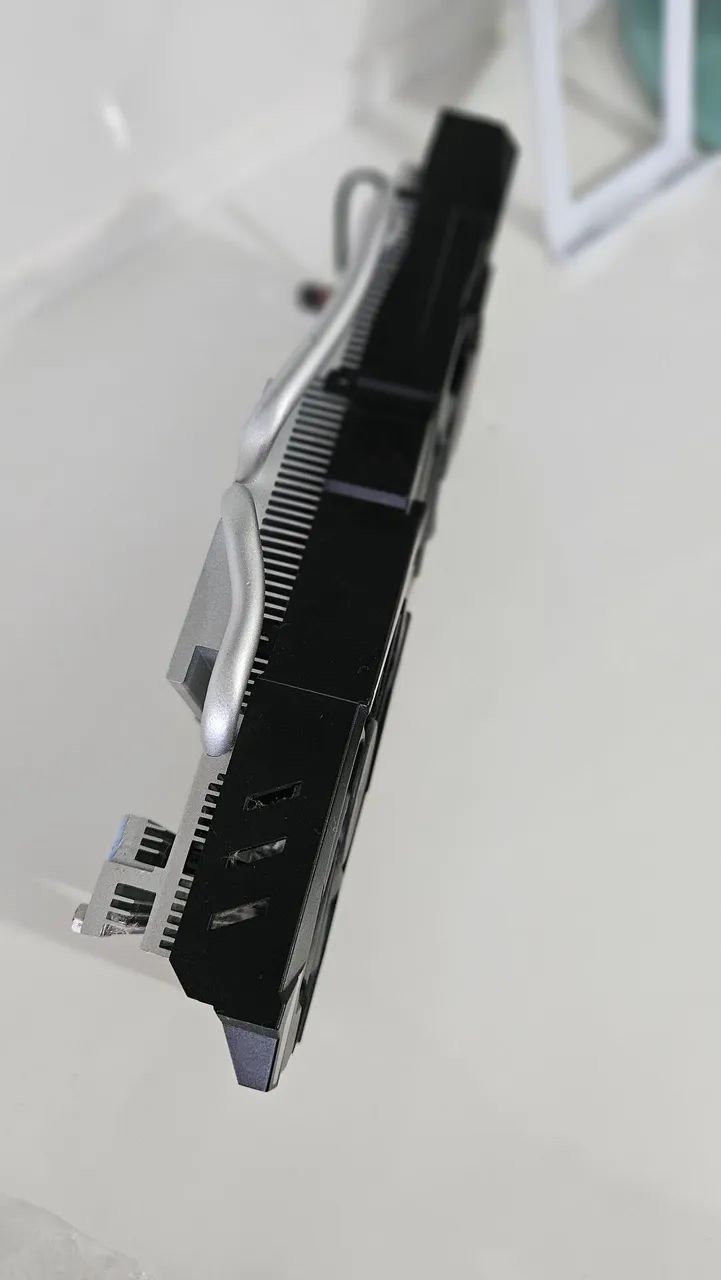 Dissipador c/ Cooler p/ Placa de Vídeo  Radeon RX 580 - Foto 2