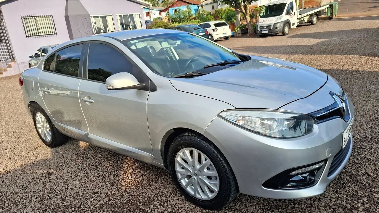 FLUENCE DINAMIC PLUS 2.0 COMPLETO SEGUNDO DONO.TODO ORIGINAL