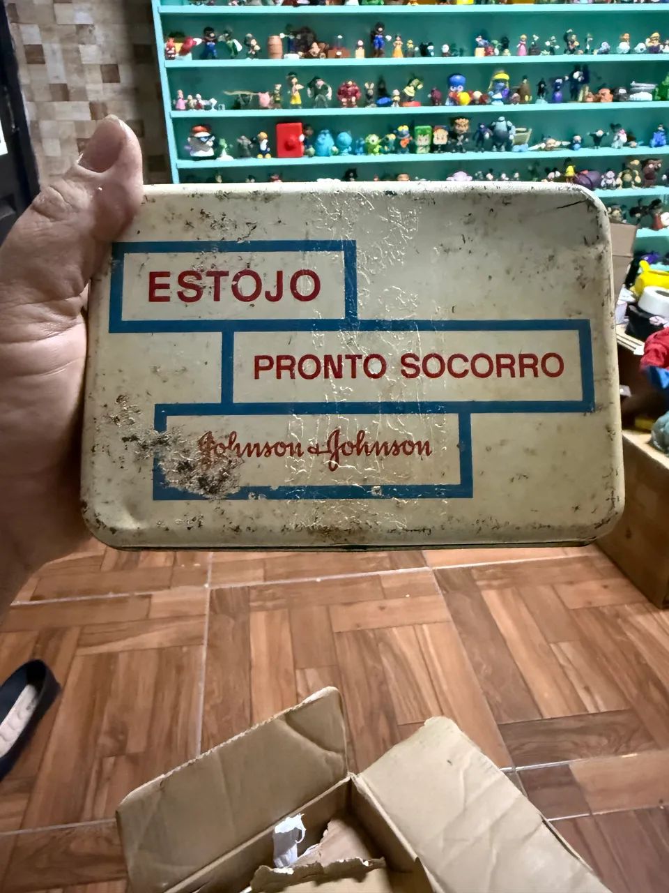 Estojo johnson e johnson antigo