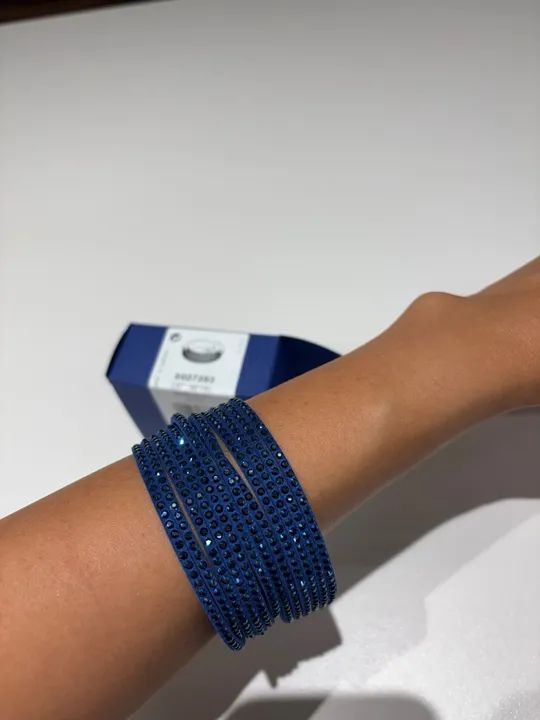 Swarovski - Pulseira de couro azul com cristais - Foto 3