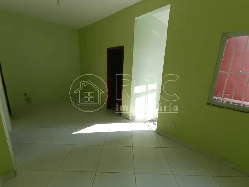 Studio para venda possui 100 metros quadrados com 2 quartos