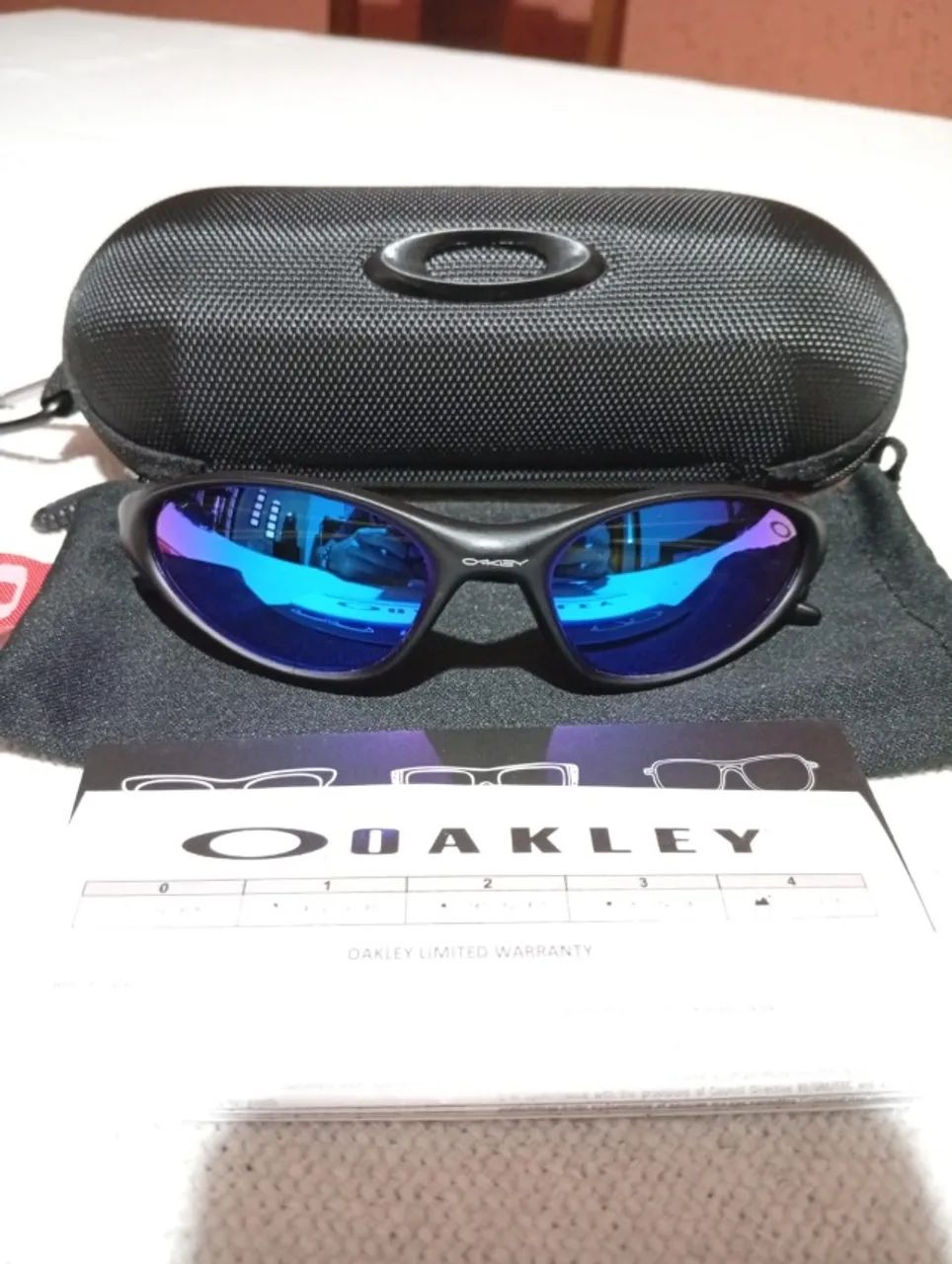 Oculos de Sol Oakley Minute Azul - Acessórios - Jardim das Flores