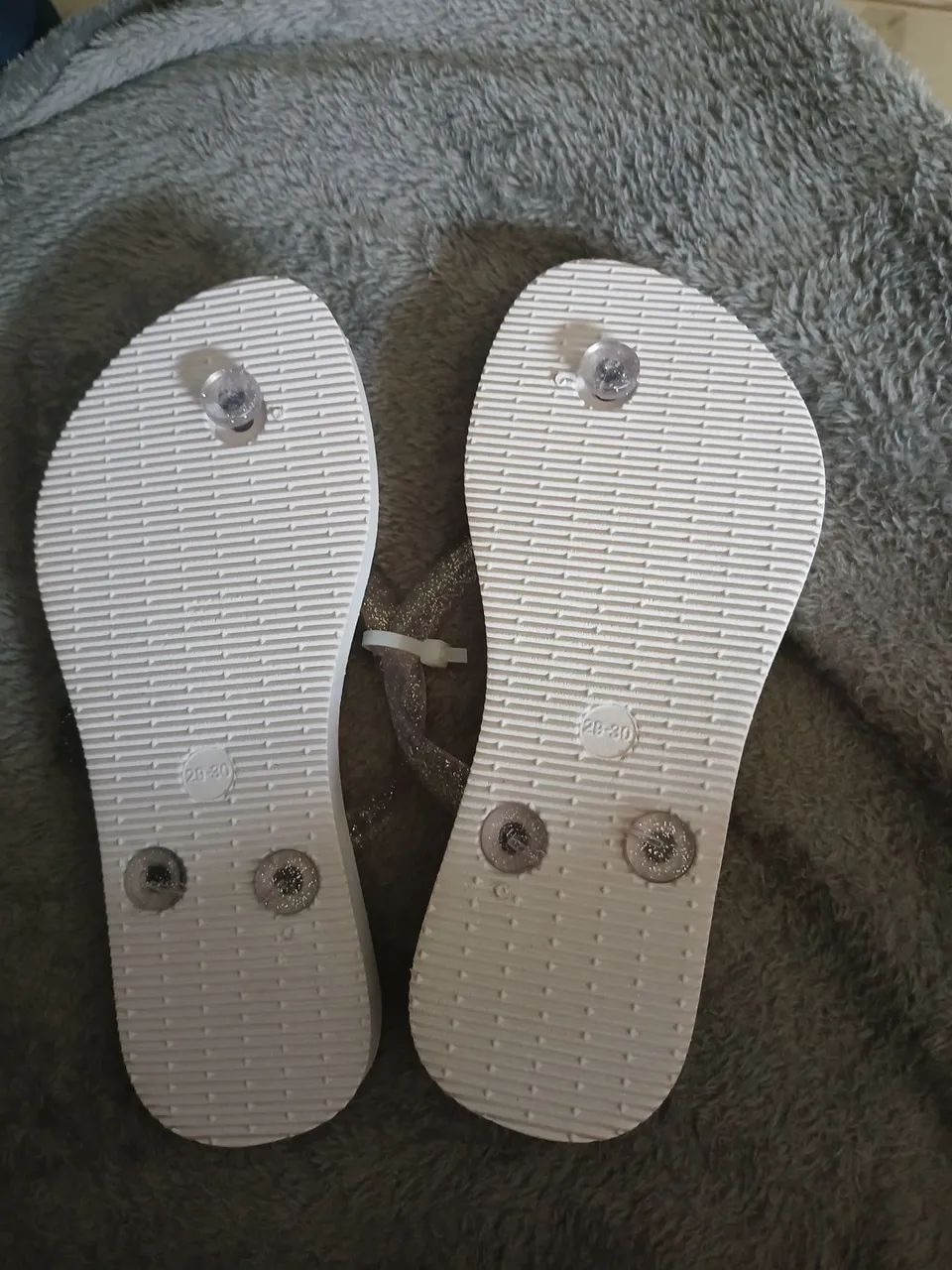 Chinelos infantis novos - Foto 2