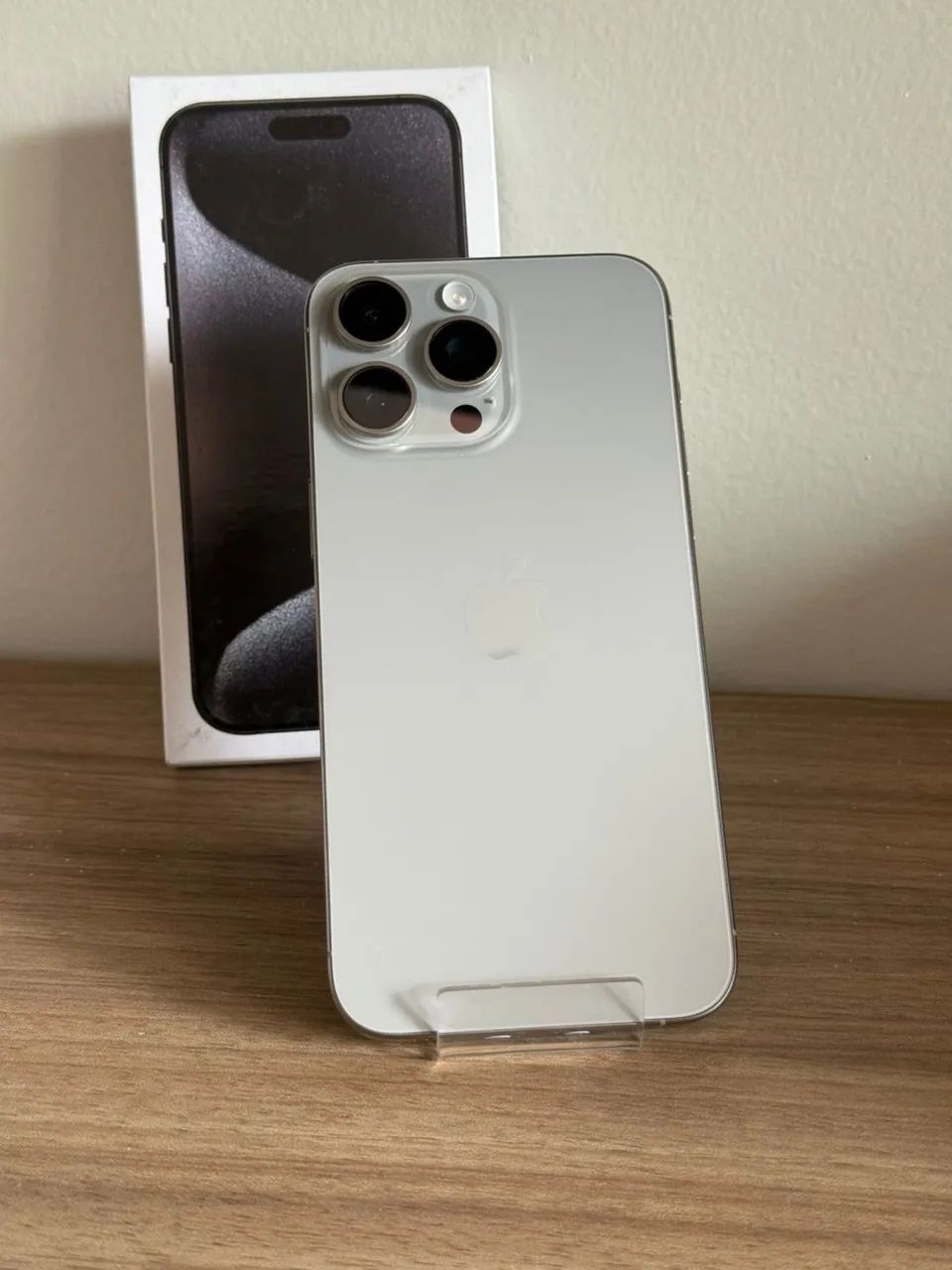 iPhone 15 Pro Max 512GB Natural Titanium 91% - Celulares e