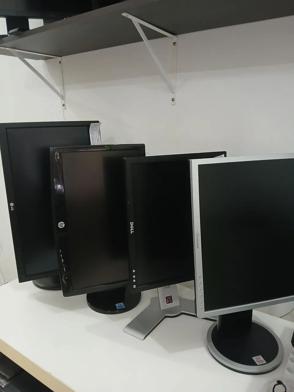 Monitores rotacionais diversos tamanhos de 17" até 23" polegadas apartir de 250,00