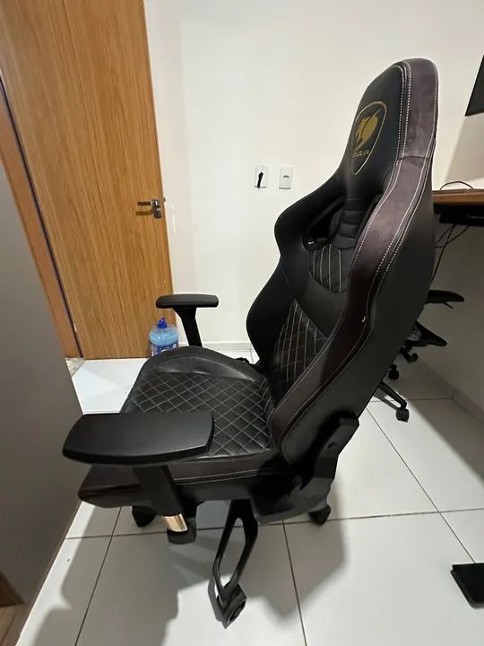 Cadeira Gamer Cougar Armor Titan Pro - Foto 5