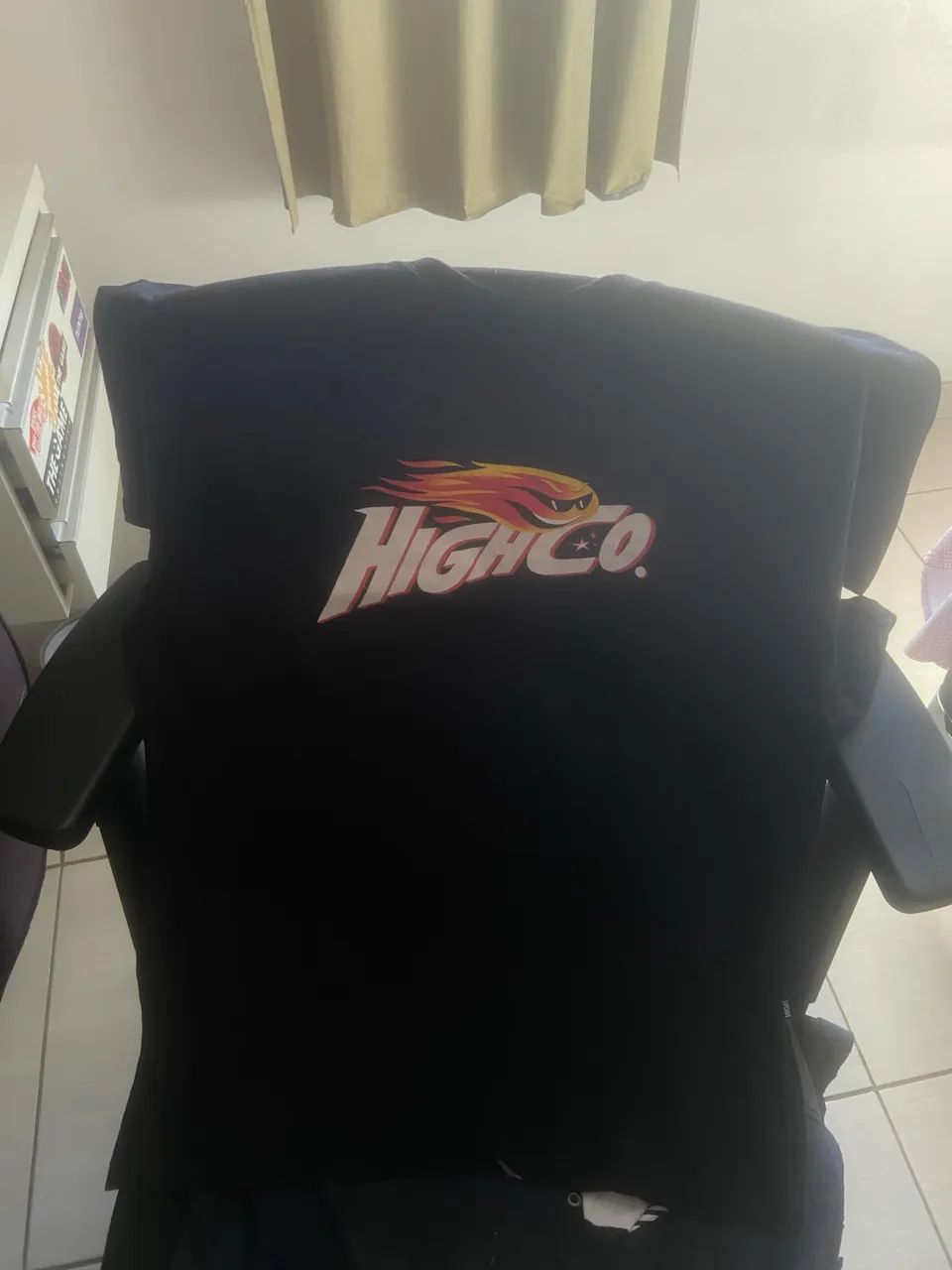 Vendo camisetas aparti de 80 top  - Foto 5