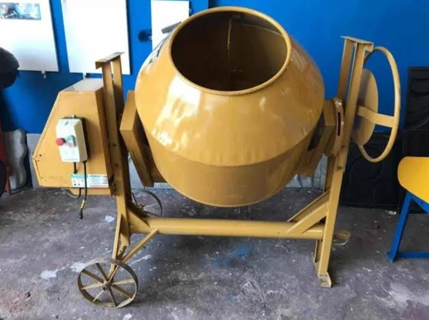 Betoneira Amarela