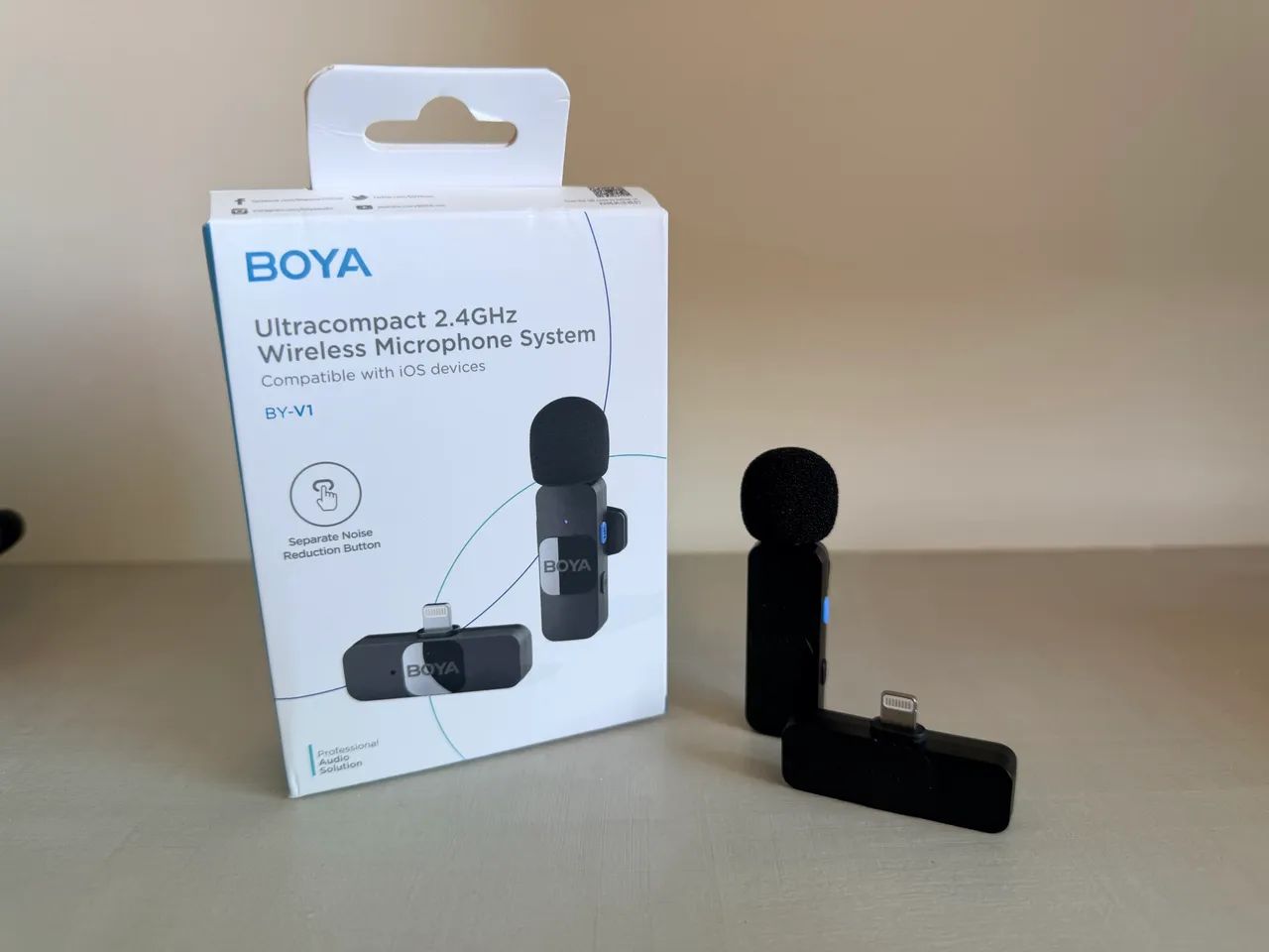 Microfone de lapela sem fio BOYA by-V1 para iPhone iPad