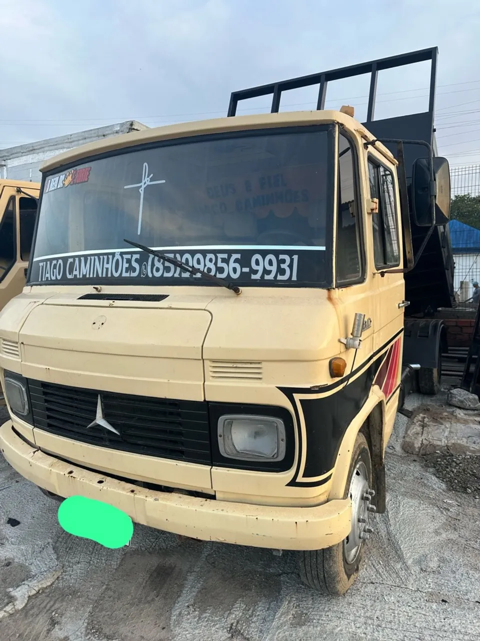 Mercedinha 608 Basculante!!!!