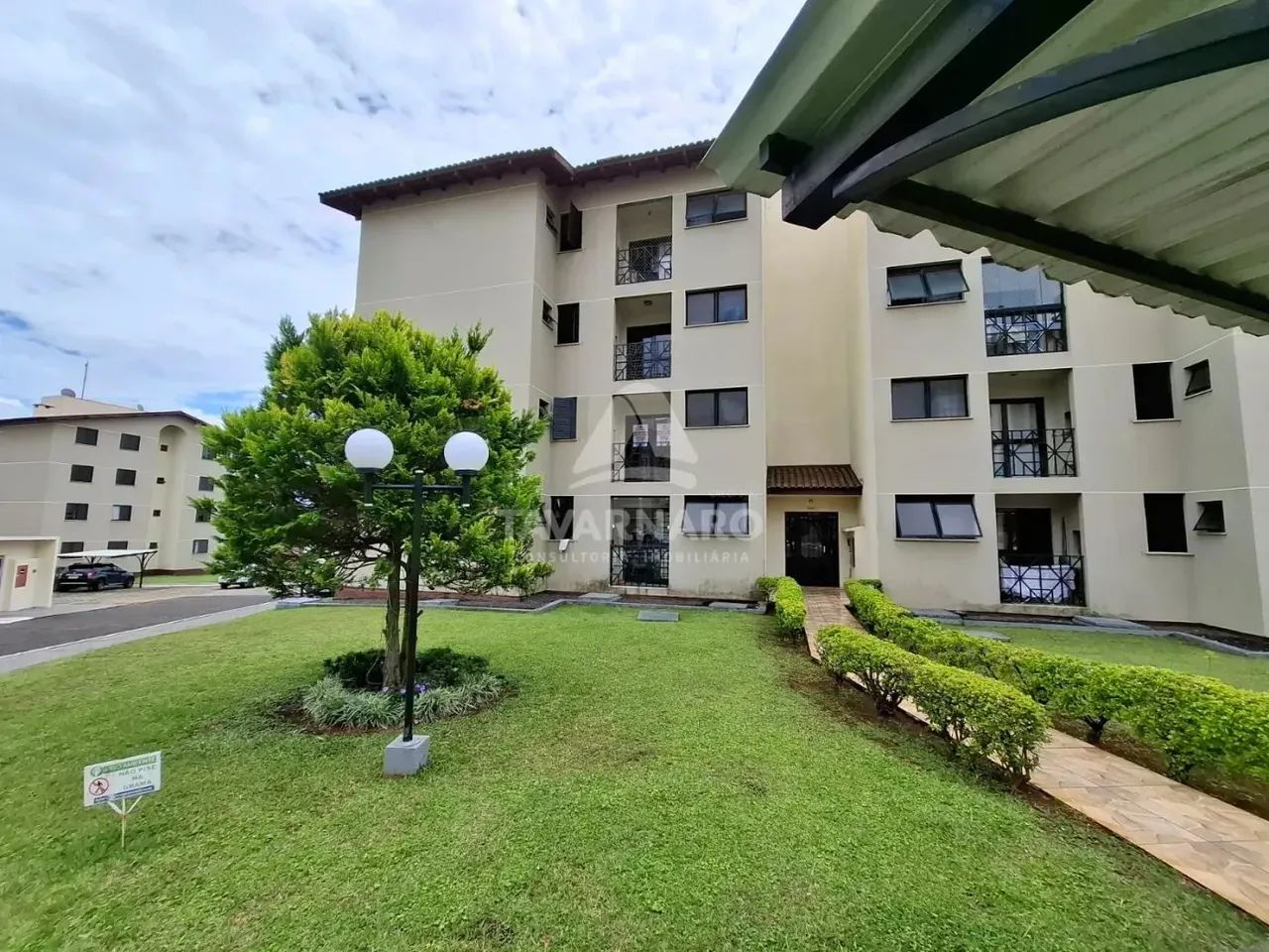 Apartamento em Uvaranas com 03 Dormitórios (sendo 1 suíte) no Residencial Lagoa Dourada! - Foto 3
