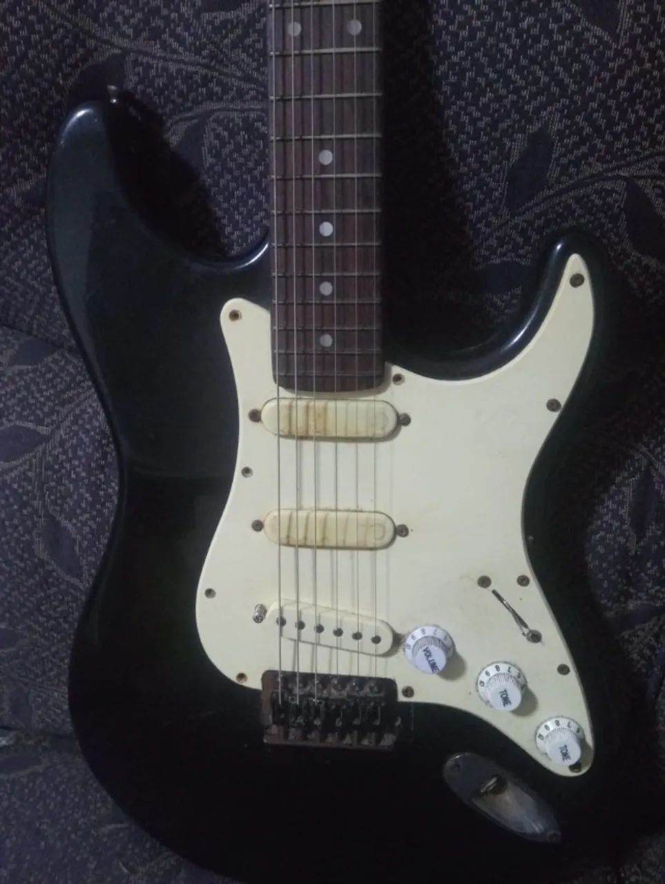 Eagle Stratocaster Guitar64169939867522120