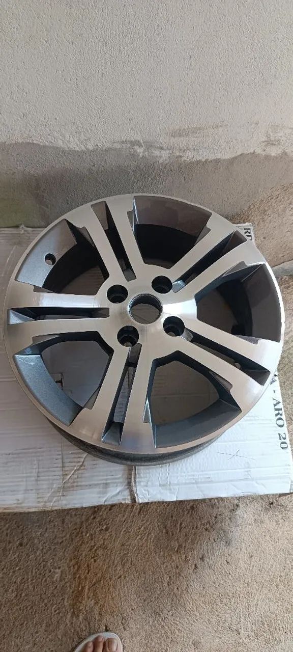 Roda de liga leve aro 15