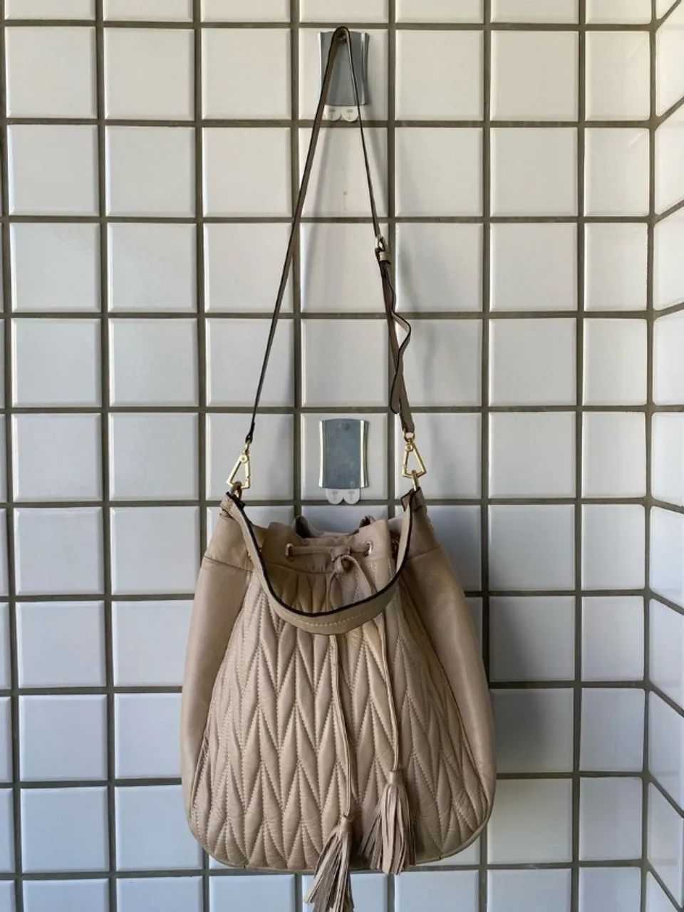 bolsa bucket nude - Foto 4