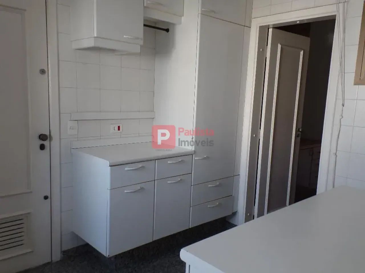 Apartamento à Venda e Locação, 186m², Amplo com 3 Suítes , Elegância e Espaço no Coração d - Foto 12