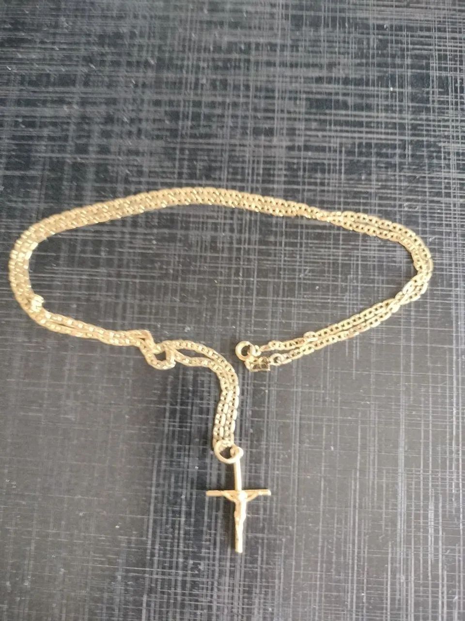 Cordão com crucifixo da marca Rommanel 