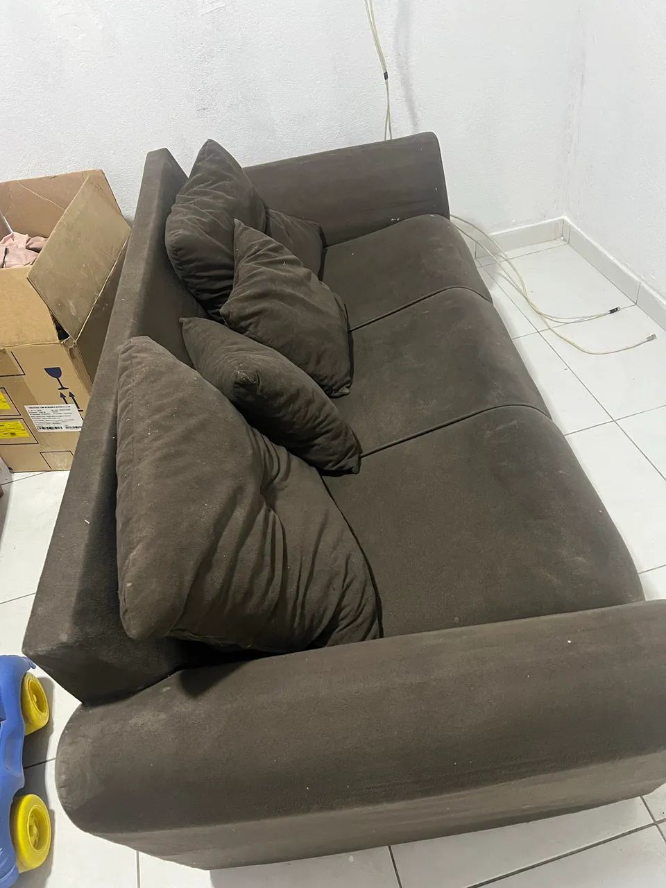 Sofá e guarda roupa