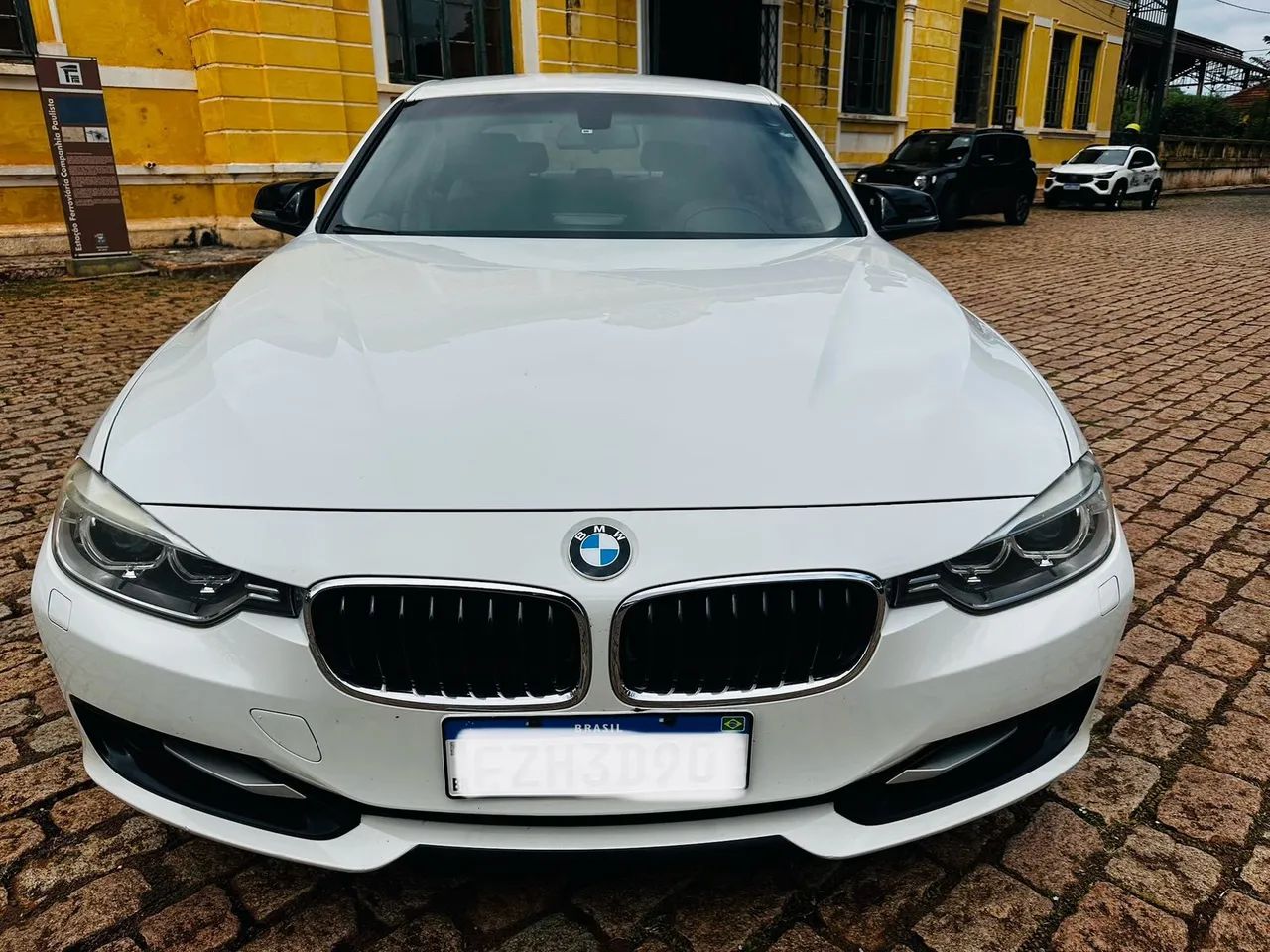 BMW 320I A 2.0 Turbo/activeflex 16V 184cv 4P 2015