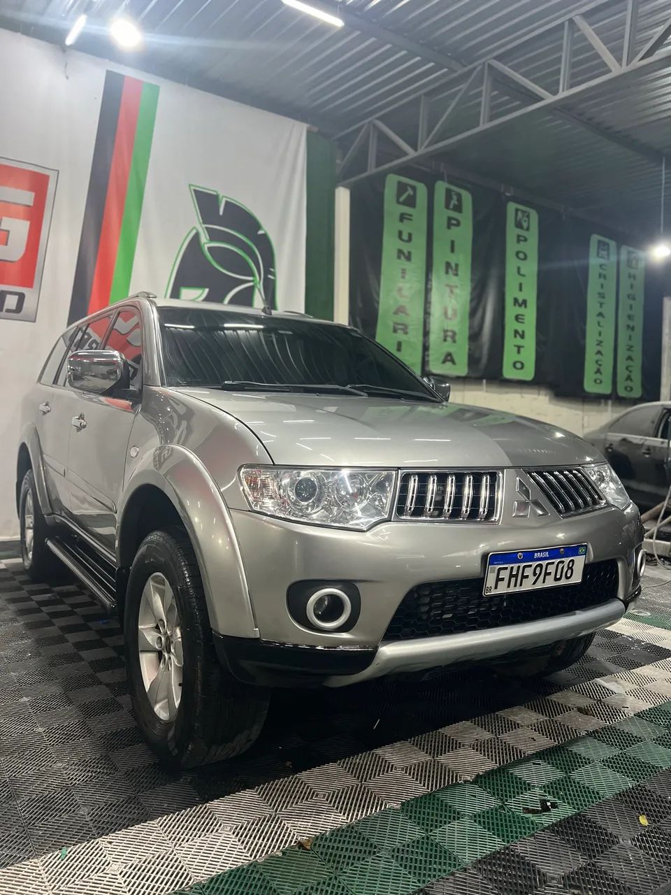 Mitsubishi Pajero Dakar HPE 3.2 4X4 T.I Dies 5P AUT 2013 - Foto 9