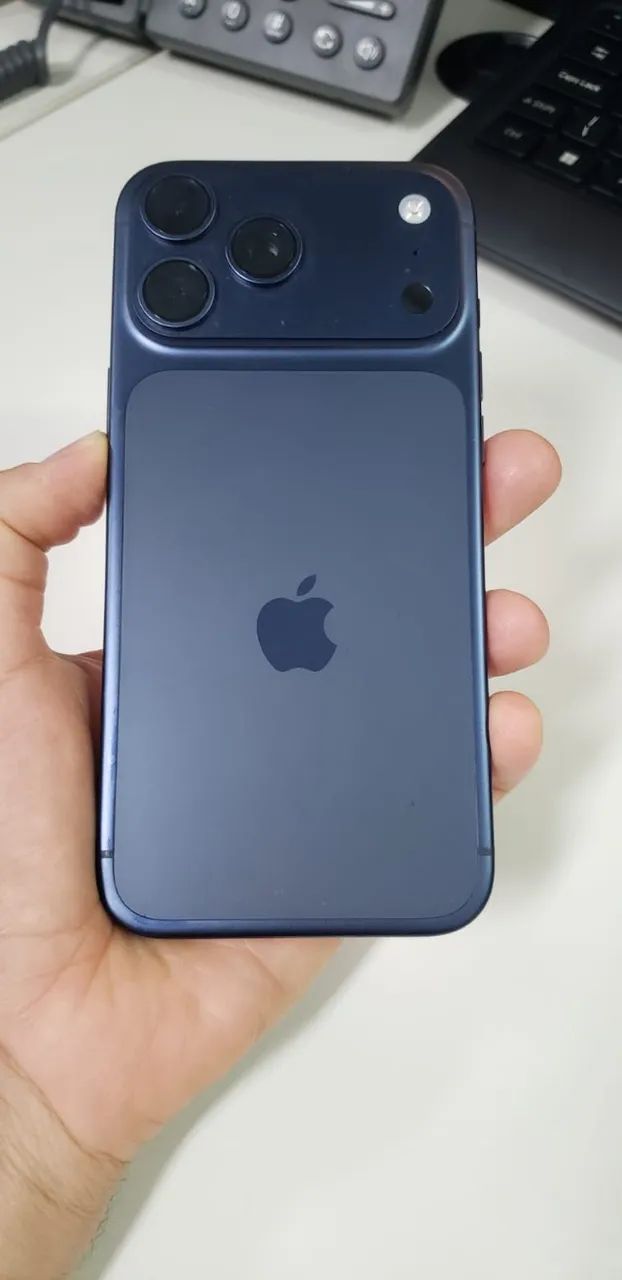 IPHONE 17 PRO MAX R$8.350