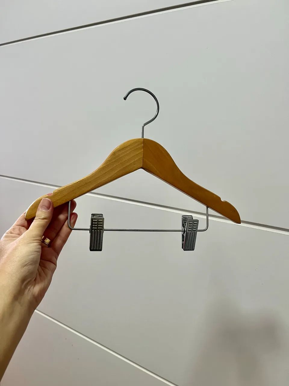 15 Cabides de madeira infantil com presilhas 