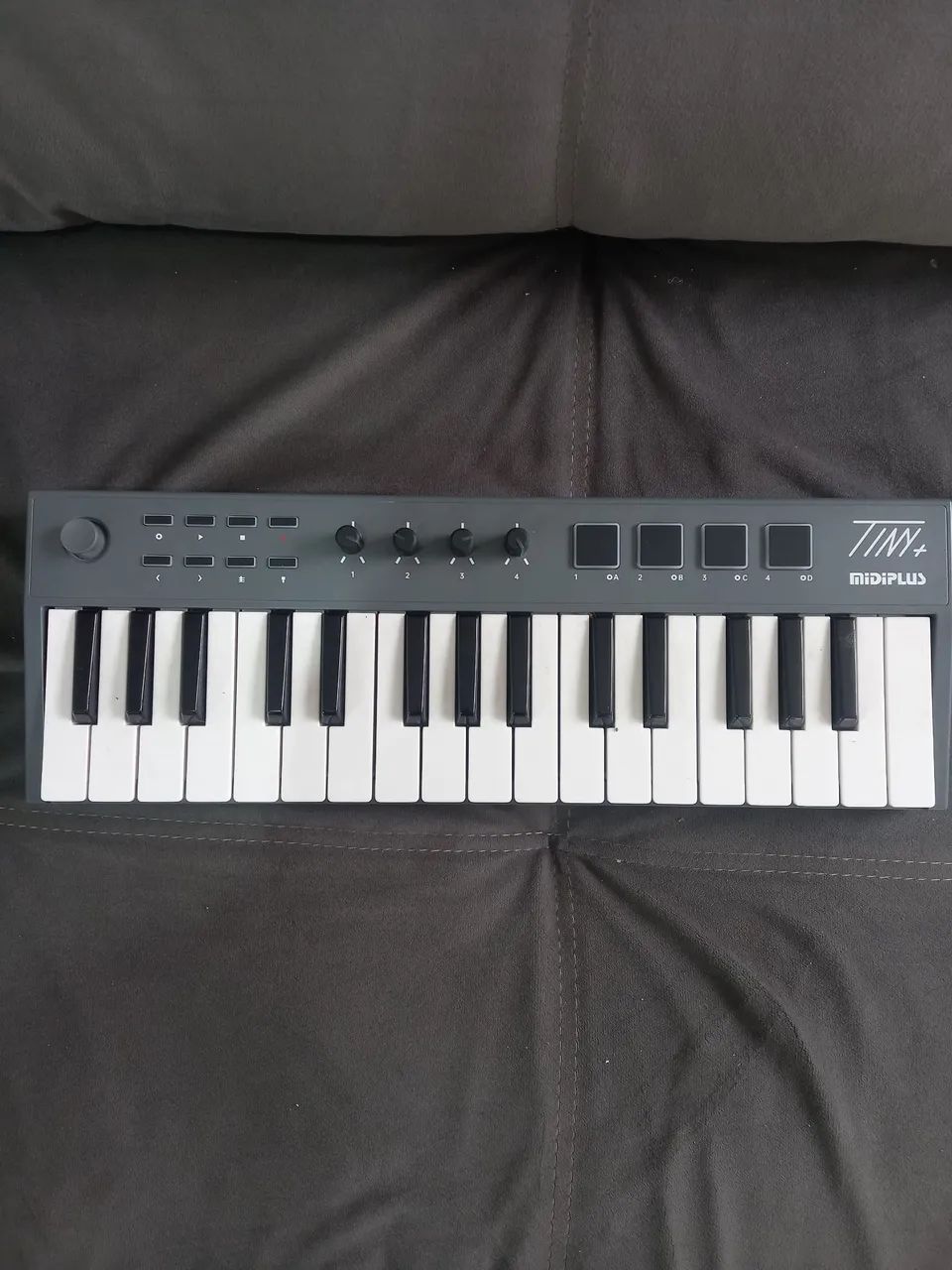 Controlador 32 teclas Midiplus Tiny plus - Foto 4