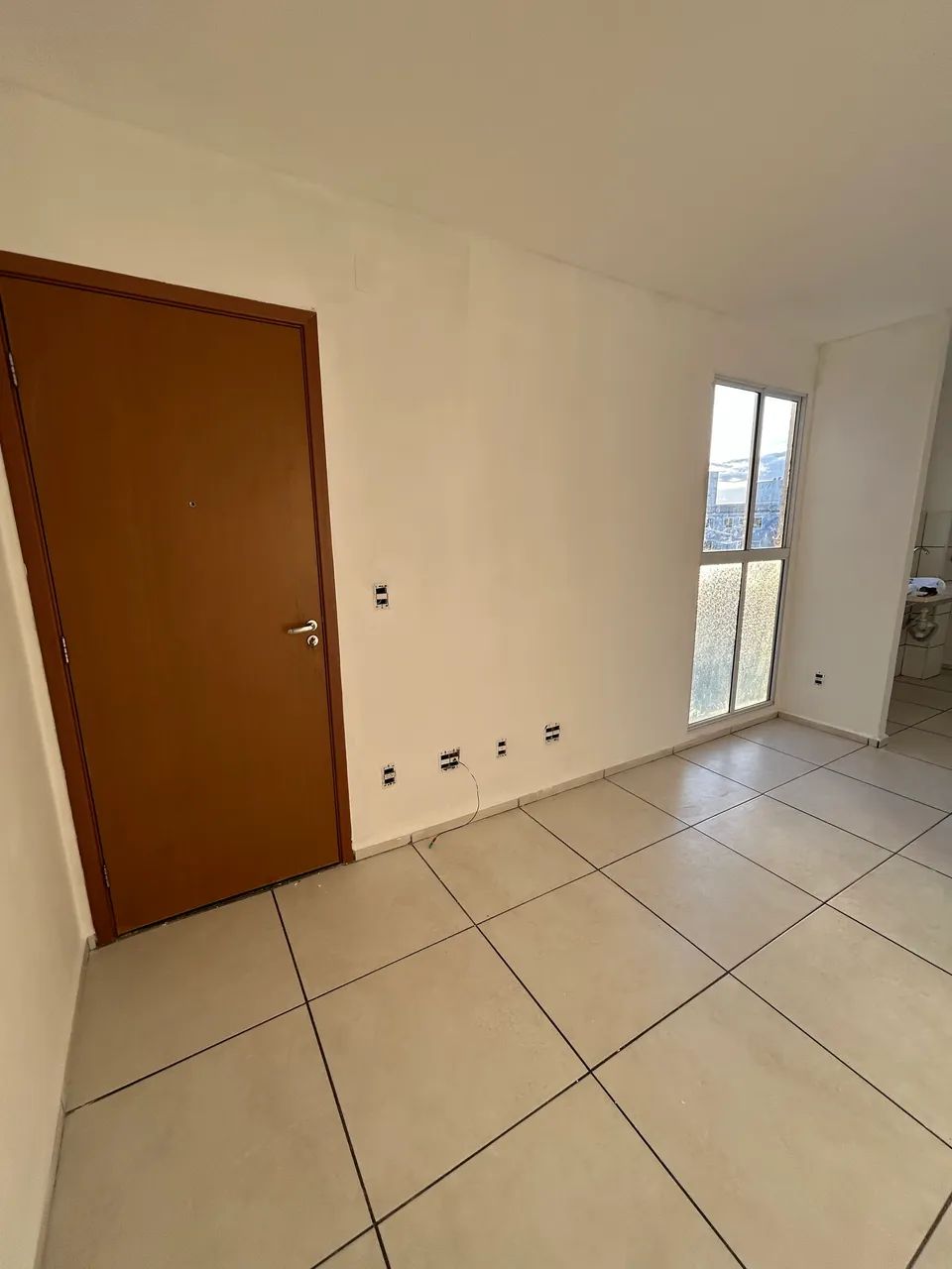 ALUGUEL DIRETO COM PROPRIETÁRIO - APARTAMENTO NO EUSÉBIO 1.050,00